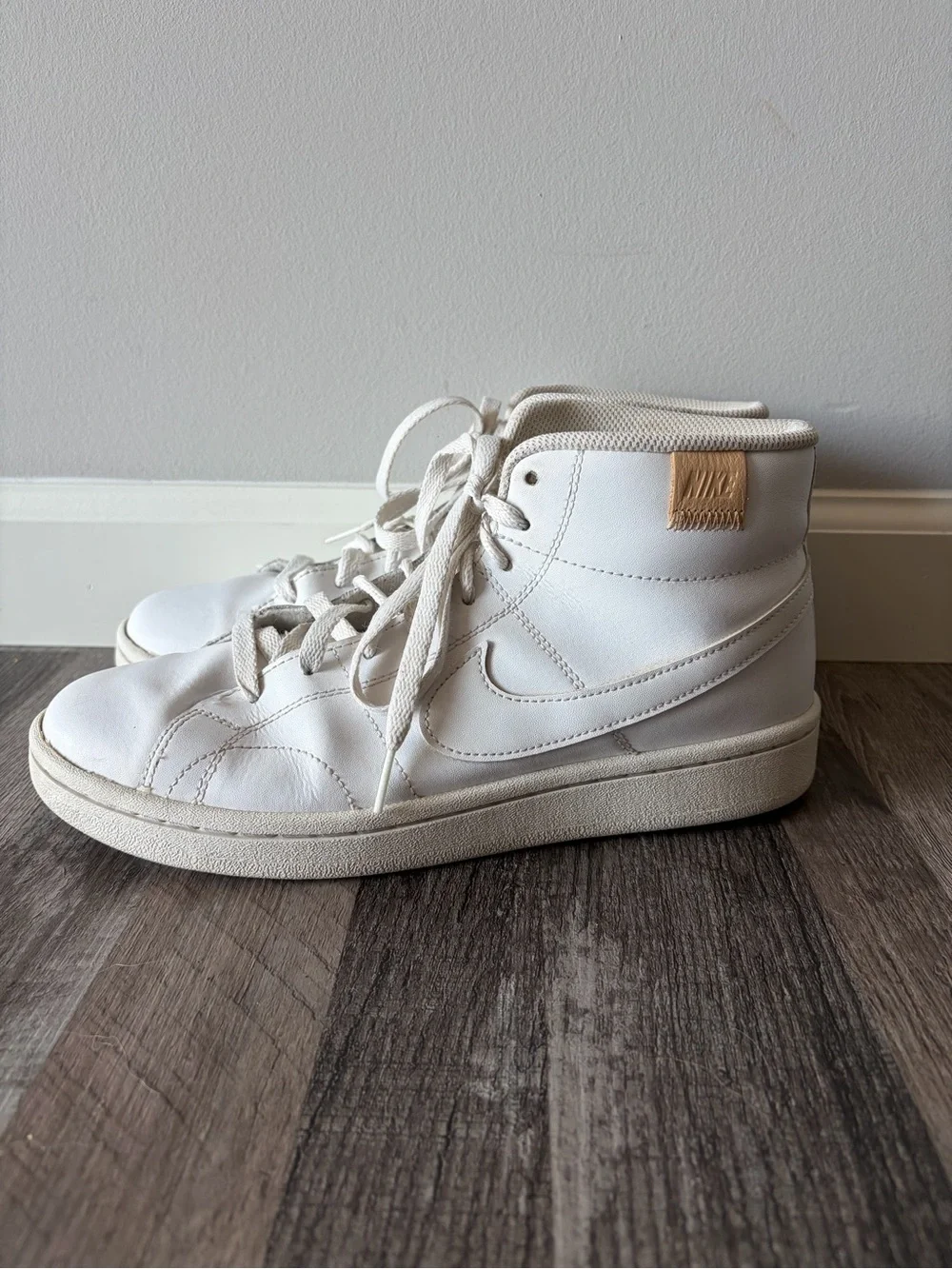 Nike Court Royale 2 Mid Women’s Classic White High Tops